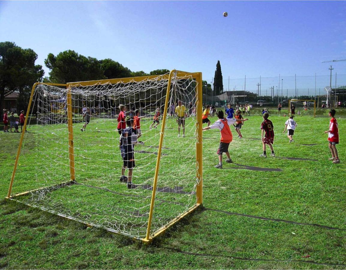 Camping Bella Italia In Peschiera Del Garda - Gardasee Exteriér fotografie