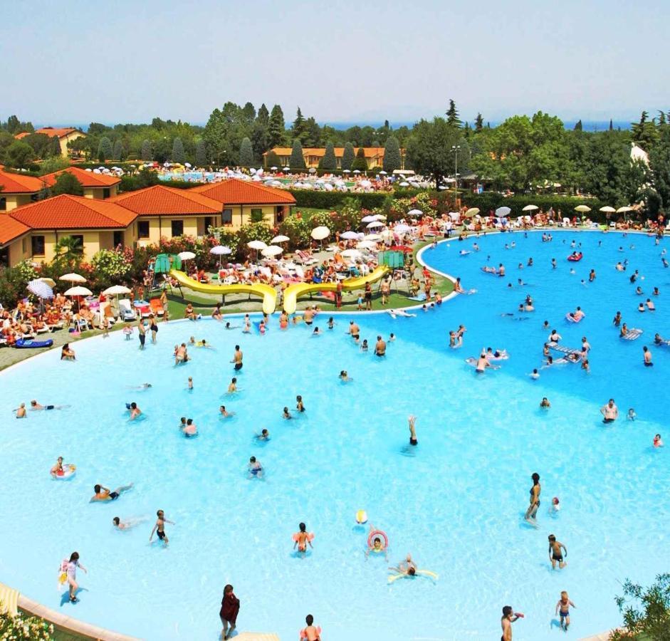 Apartmán Camping Bella Italia In Peschiera Del Garda - Gardasee Exteriér fotografie